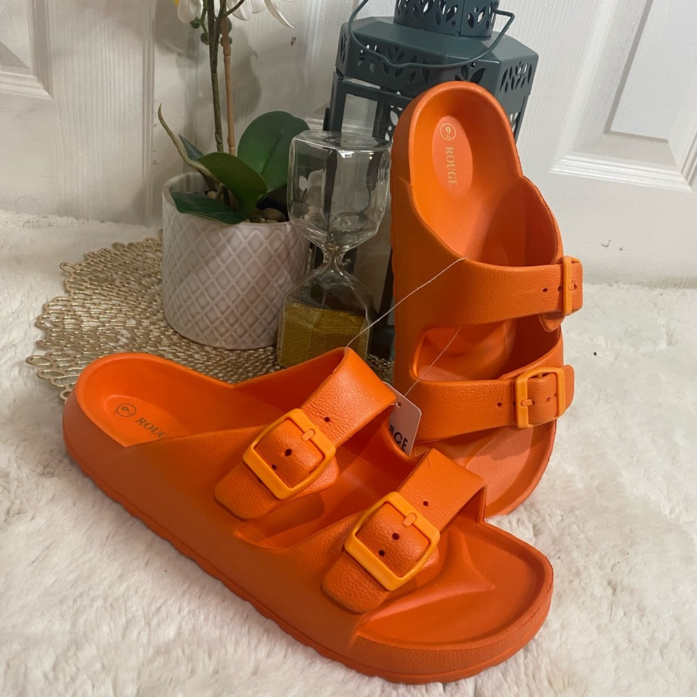 orange rouge foam sandals